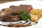 Meat dishes : Pig meat stuffed with apple