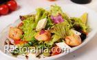 Salads : Salad with salmon and shrimps