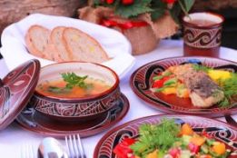 Здорові ділові обіди з органічних продуктів в Руському клубі «Культ Ра»